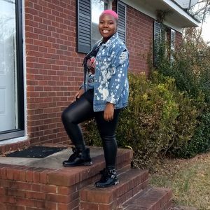 Meet your Posher, Kala